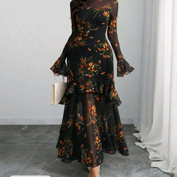 Floral Black Dress - Picture 2 of 7